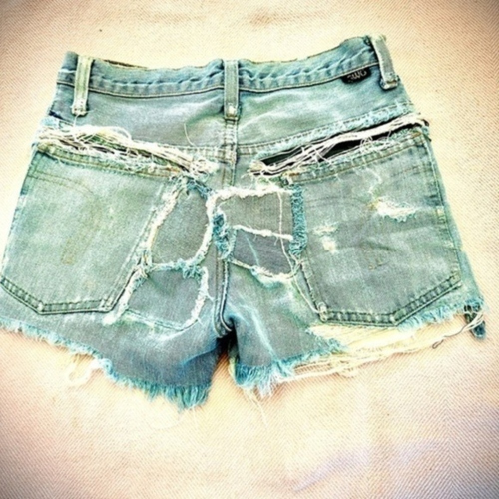 GWG Kings Shabby Cottage Chic Cut Off Jean Shorts, 25